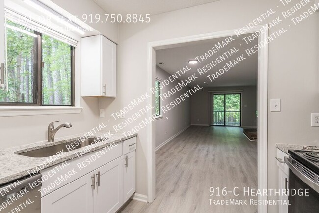 Building Photo - 916-C Hearthridge-