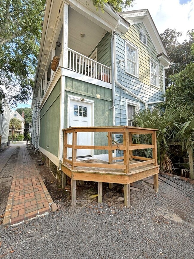 Building Photo - 89C