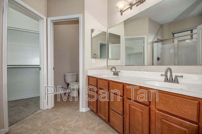 Building Photo - 21319 E Alyssa Rd