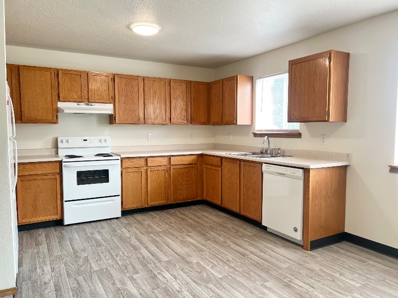 Primary Photo - 11270 Napton Way