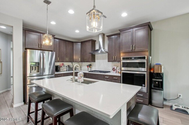 Building Photo - 3551 E Louise Dr