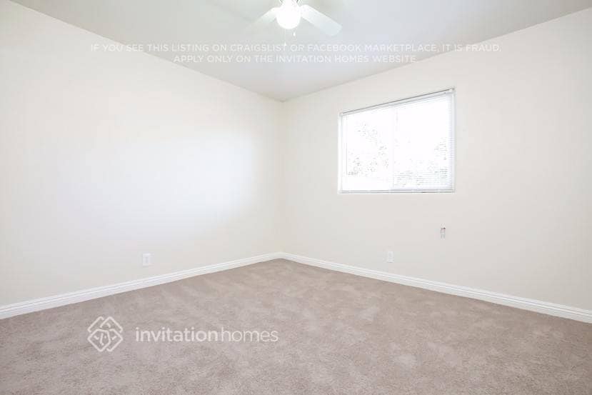 Building Photo - 452 Bard St