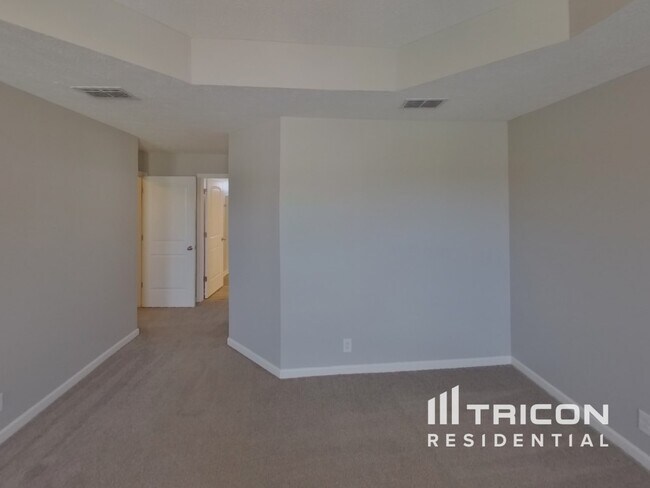 Building Photo - 3419 Tourmaline Dr