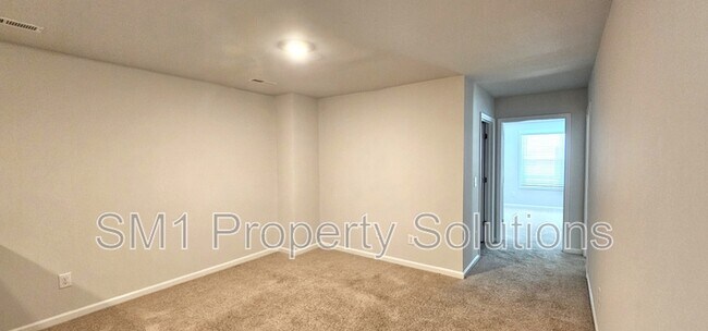 Building Photo - 218 Stamm Dr