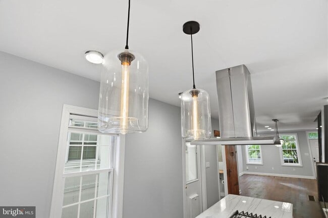 Building Photo - 2407 Grays Ferry Ave