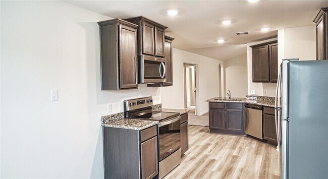 Building Photo - 7922 Vacek Meadows Loop