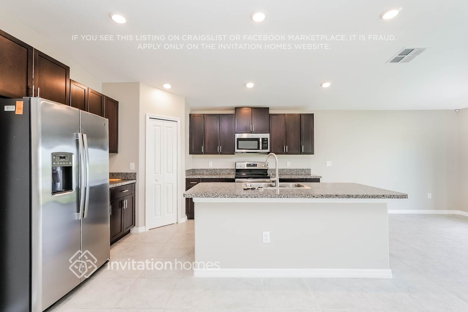 Building Photo - 1489 Flower Dust Dr