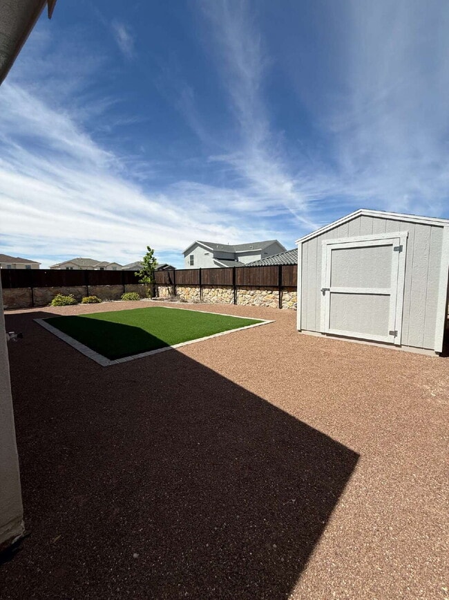 Building Photo - 2233 Sandstone Pl