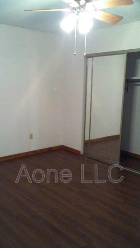 Building Photo - 6111 SW 26th St