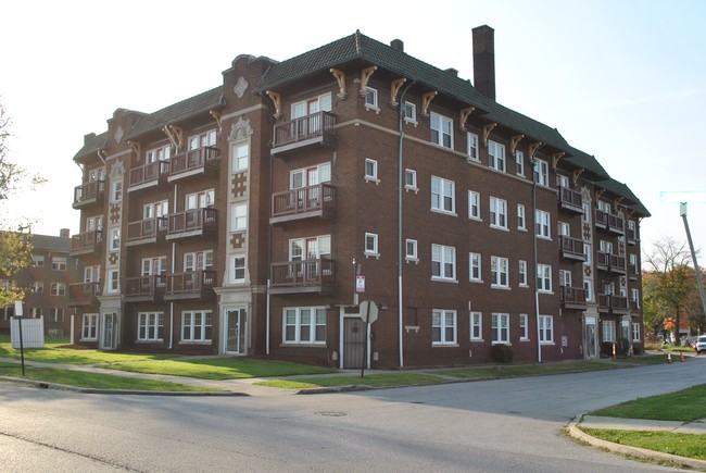 Exterior - Superior Belmar