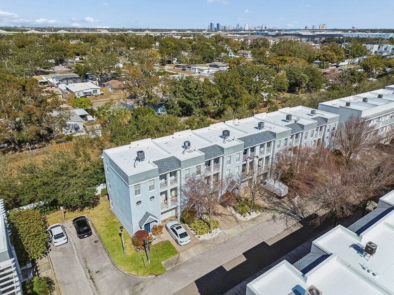 Building Photo - 4543 Bay Spring Ct