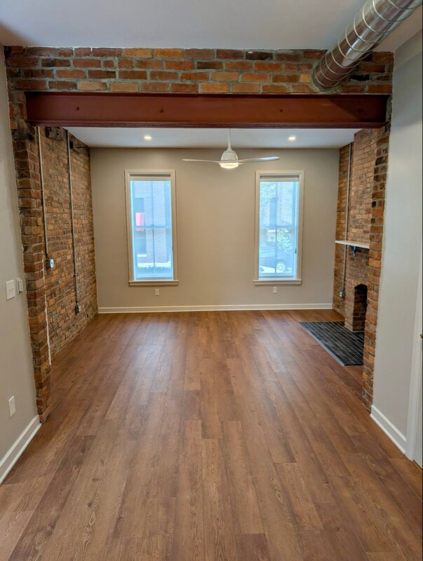 Building Photo - 35 E Lincoln St
