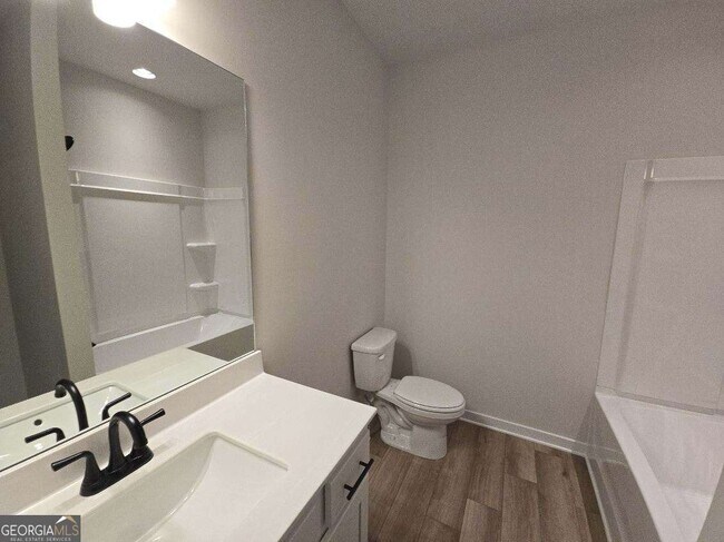 Building Photo - 440 Winding Rose Dr