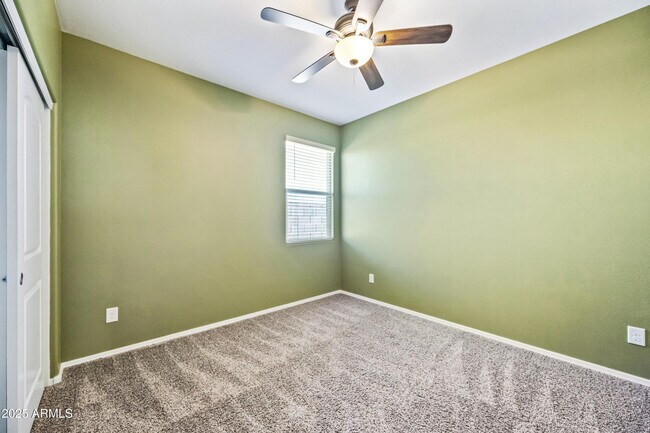Building Photo - 31027 W Mulberry Dr