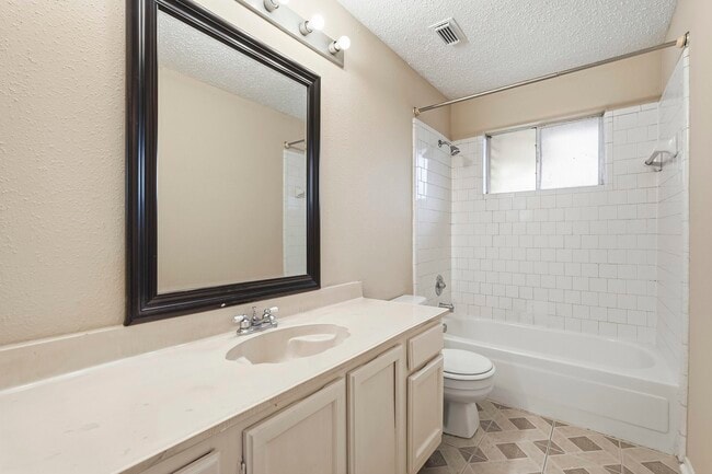 Building Photo - 16623 Red Gully Dr