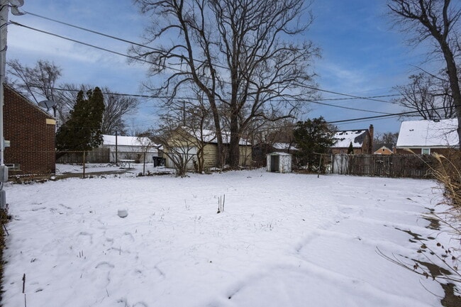 Building Photo - 19724 Pennington Dr