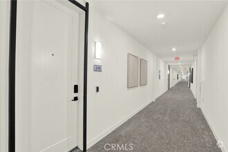 Building Photo - 3715 Rivington