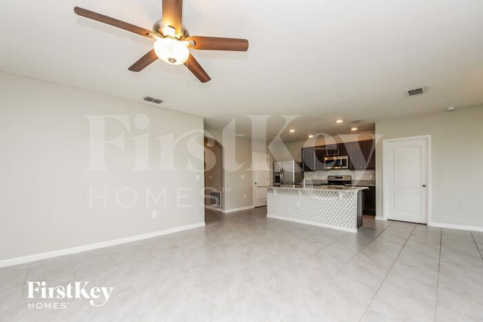 Building Photo - 1673 Bay Breeze Dr