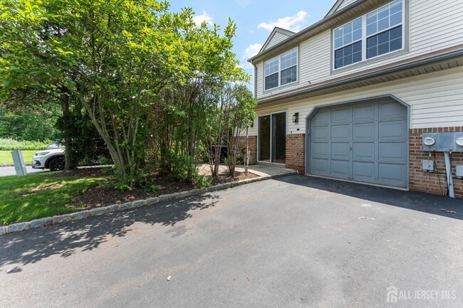 Building Photo - 36 Sassafras Ct