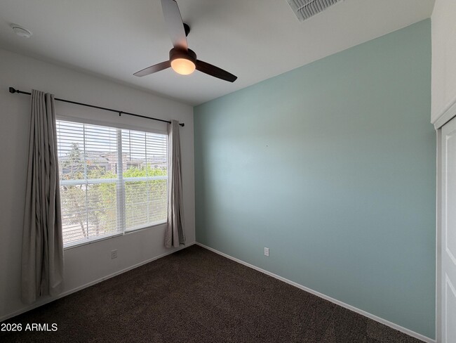 Building Photo - 15628 W Smoketree Dr