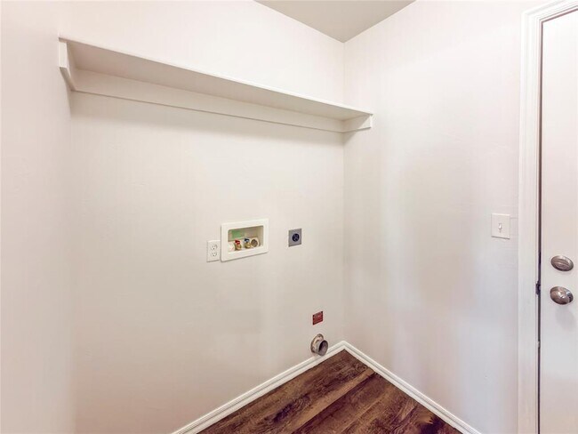 Building Photo - 3505 SE 94th St