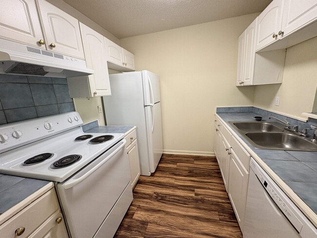 Building Photo - 2534 Emerald Ridge Loop