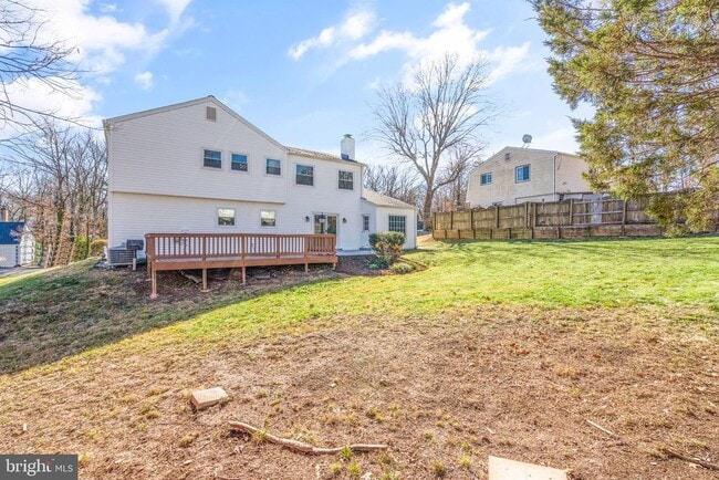 Building Photo - 9356 Birchwood Ct