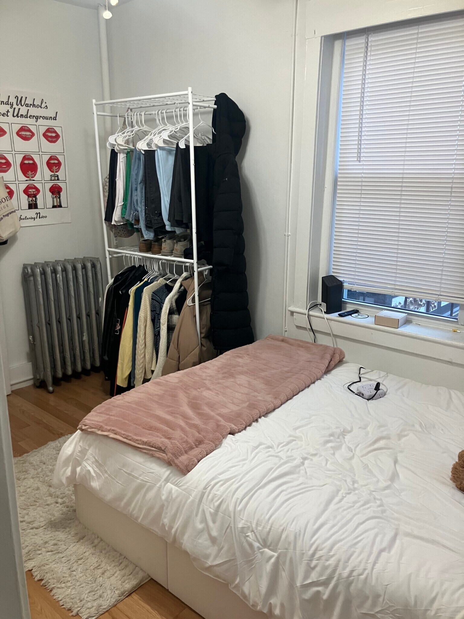 Building Photo - 64 Hemenway St