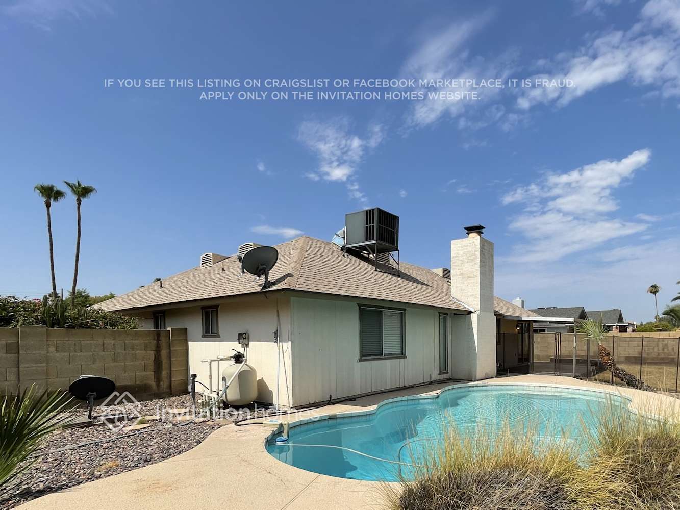 Building Photo - 1534 W Nopal Ave