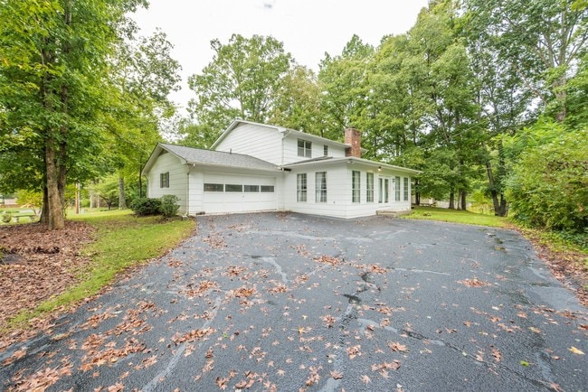 Building Photo - 1828 Northwood Dr