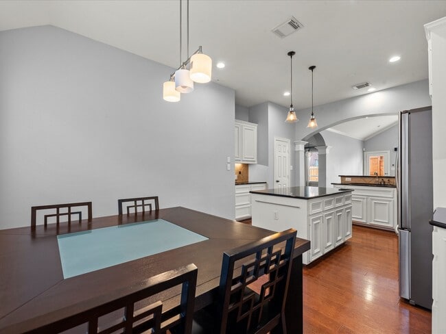 Building Photo - 1274 Seamist Dr