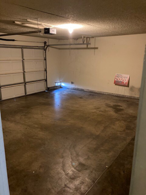 Attached Garage - 450 D St