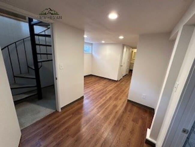 Building Photo - Charming 2 bed 2 bath home in Eugene