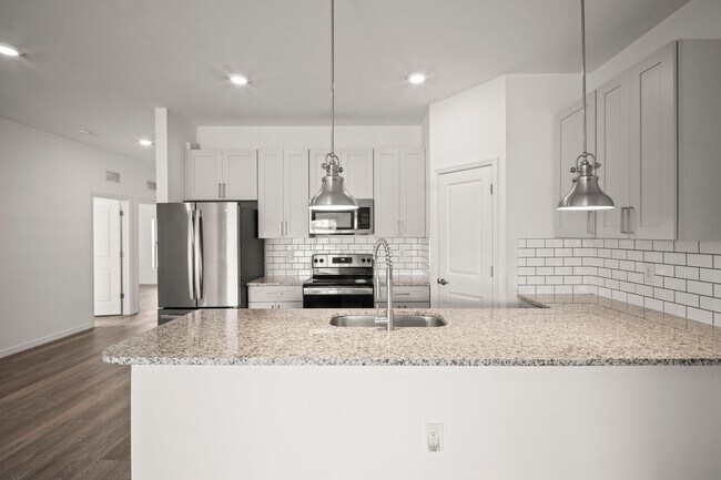 Building Photo - 4718-4718 29th St SW