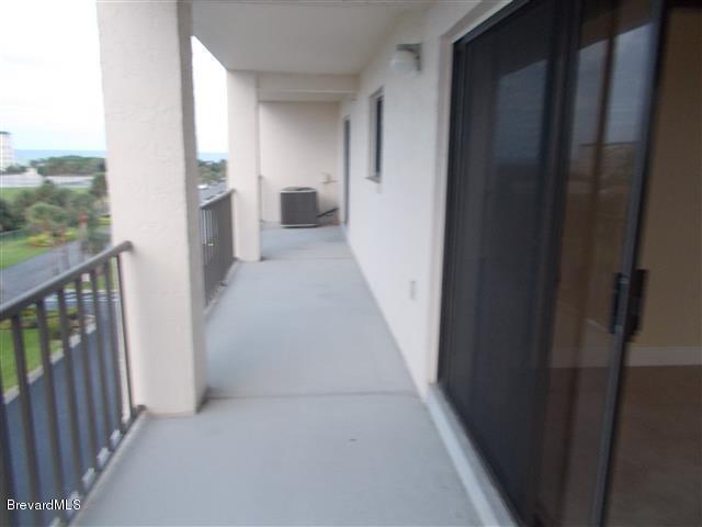Building Photo - 2090 N Atlantic Ave