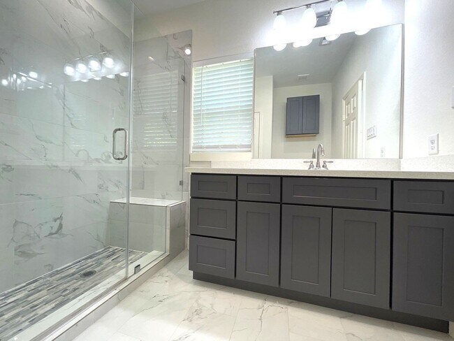 Building Photo - 4913 Southwind St