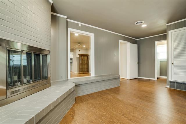 Building Photo - 2601 Highview Terrace