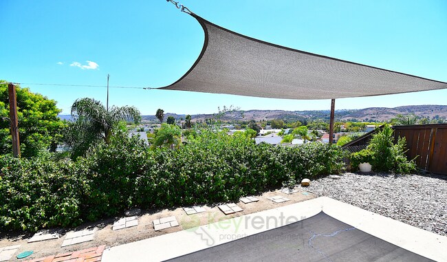 Primary Photo - Poway School District | Conveniently locat...