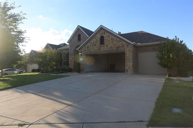 Building Photo - 5820 Fremont Dr