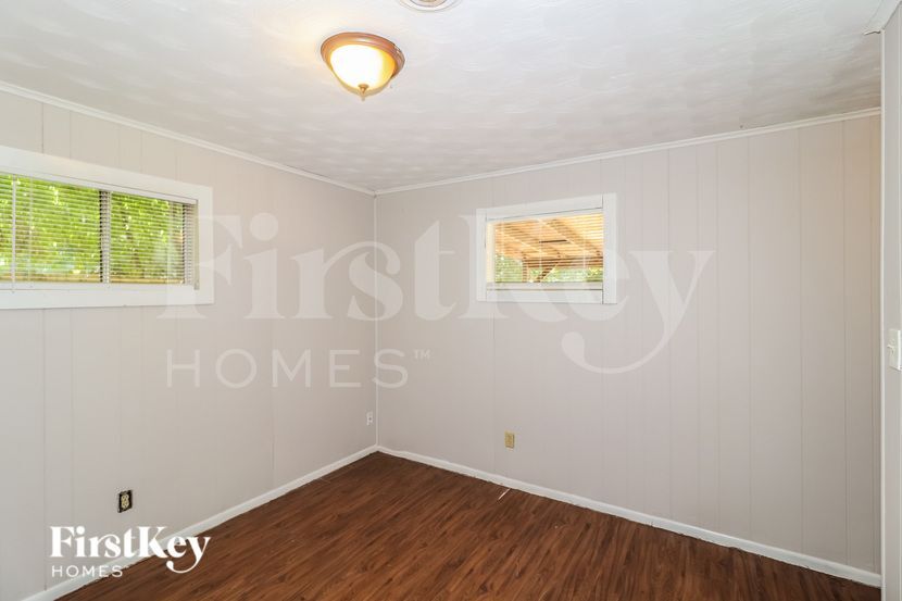 Building Photo - 1769 Sugarloaf St