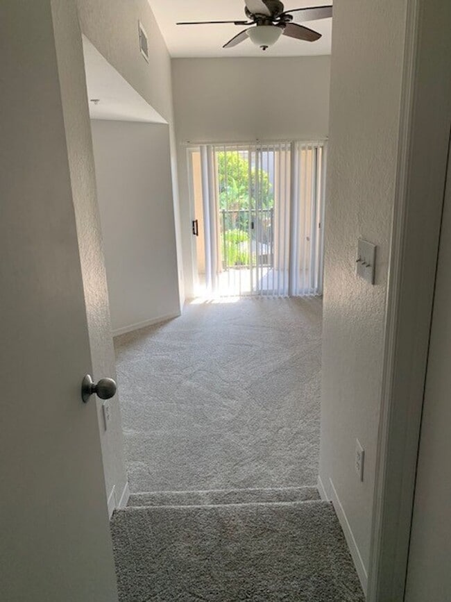 Building Photo - Hyde Park SOHO | 2BR/2BA Condo
