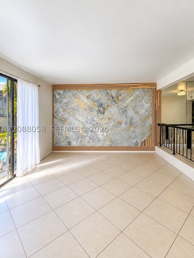 Building Photo - 666 Lake Villas Dr