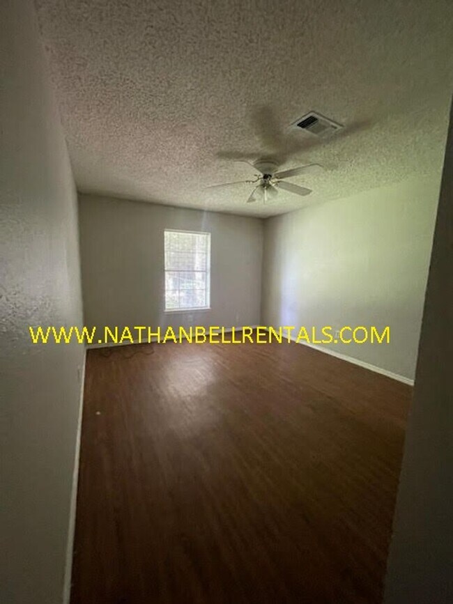 Building Photo - 2570 Culbertson St