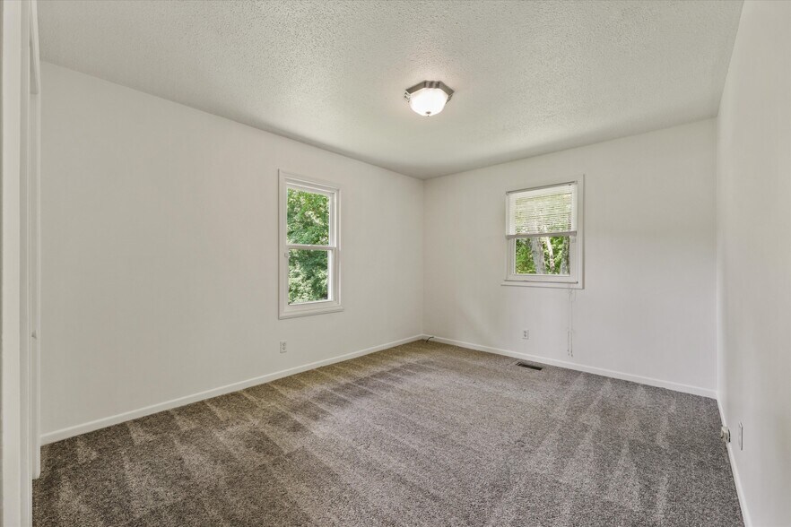 Building Photo - 1321 Wilton Ln