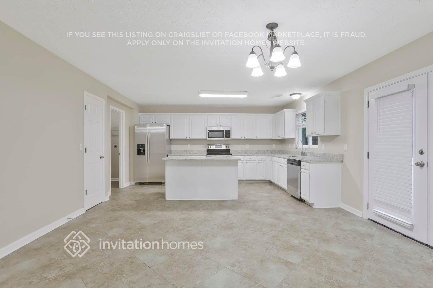 Building Photo - 128 Waterbury Way