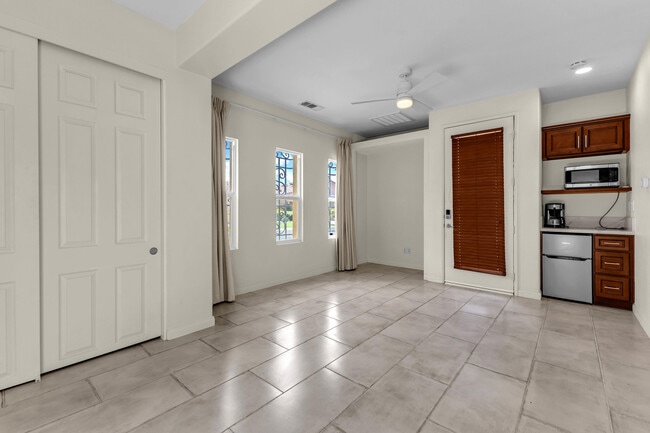 Building Photo - 81636 Rancho Santana Dr