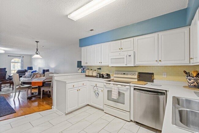 Building Photo - 3948 Tybre Downs Cir