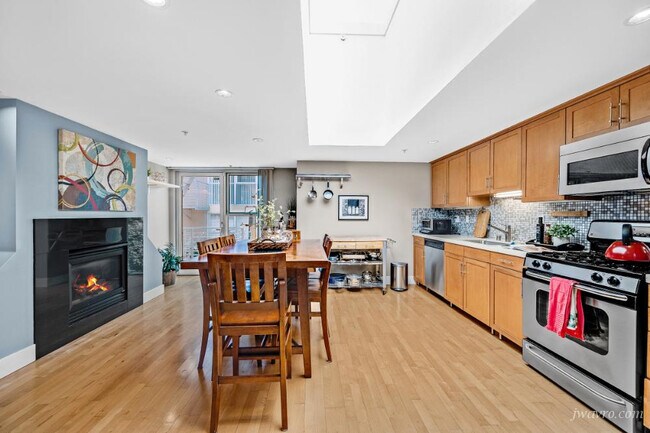 Building Photo - 68 Harriet St