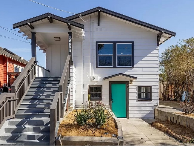 Building Photo - 2437 Acton St