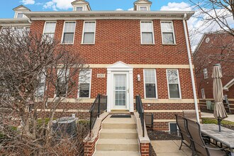 Building Photo - 8217 Lincoln Ave